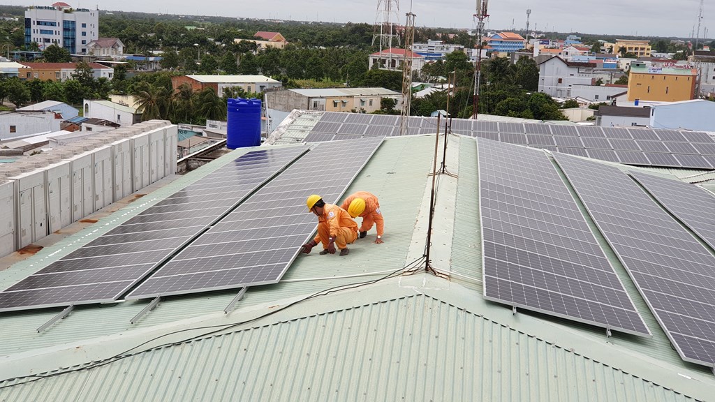 Phúc Nguyễn Solar lắp đặt điện mặt trời nhà xưởng