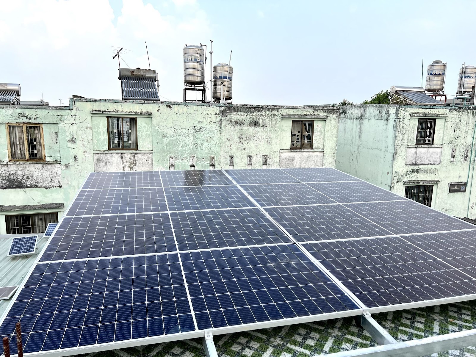 Chi phí bảo trì hệ thống điện mặt trời